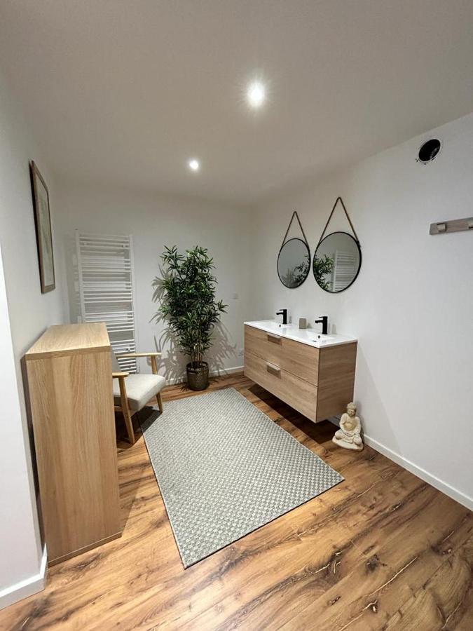 Appartement T4 Meuble De 105M2 Axe Annecy-Geneve à Saint-Martin-Bellevue Extérieur photo